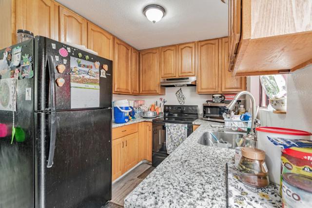 2560 Kenton Court, Santa Rosa CA: https://media.crmls.org/mediaz/d4b406a4-46dd-401e-ad4b-1b84f30cce74.jpg