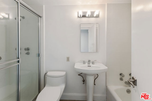 10450 Wilshire Boulevard, Los Angeles CA: https://media.crmls.org/mediaz/d4b51a66-df62-426e-bae4-5f660d884c3f.jpg
