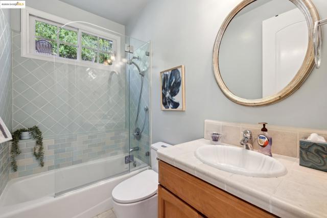 Image 36 of 60 For 1580 Regency Ct