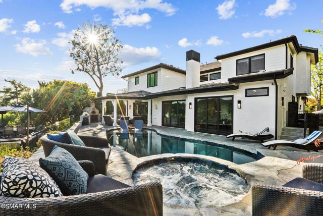 31460 Glenbridge Road, Westlake Village CA: https://media.crmls.org/mediaz/d4b63186-8a10-4f0c-8326-188e393ddba2.jpg