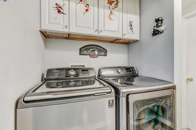 46762 Winema Cmn, Fremont CA: https://media.crmls.org/mediaz/d4b6f15a-677d-4574-891e-99c97e31789b.jpg