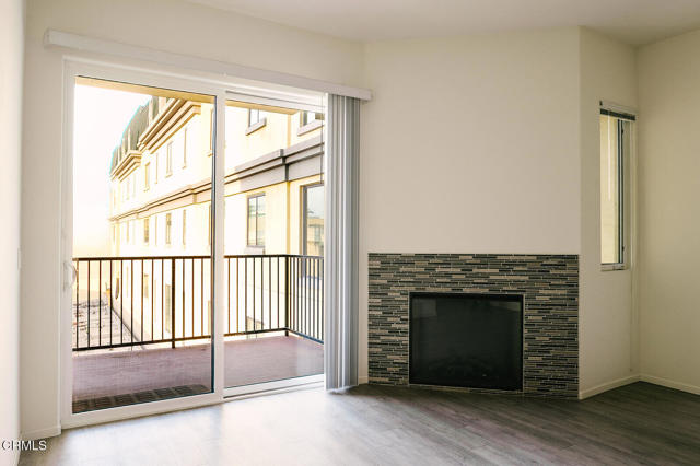 Detail Gallery Image 27 of 46 For 124 W Colorado St #404,  Glendale,  CA 91204 - 2 Beds | 2 Baths