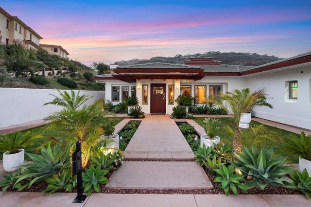 8018 La Milla, Rancho Santa Fe CA: https://media.crmls.org/mediaz/d4b7ab99-225f-437d-b909-16982dd91577.jpg
