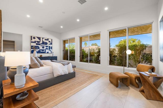 9 Regency Drive, Rancho Mirage CA: https://media.crmls.org/mediaz/d4b7eb52-328f-42c5-bfa0-e1a7e7a43202.jpg
