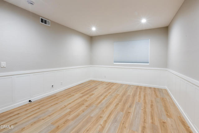 Detail Gallery Image 17 of 26 For 5135 Zelzah Ave #107,  Encino,  CA 91316 - 2 Beds | 2 Baths