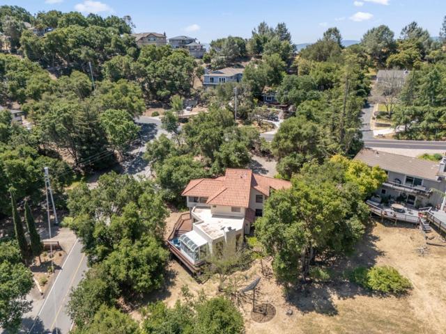17710 Holiday Drive, Morgan Hill CA: https://media.crmls.org/mediaz/d4b87835-02ba-4faf-984e-a83e7e69acbb.jpg