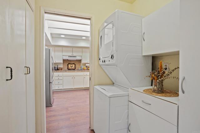 6034 Wenrich Drive, San Diego CA: https://media.crmls.org/mediaz/d4b96296-8ddc-4683-90f0-bff02f99b3ca.jpg