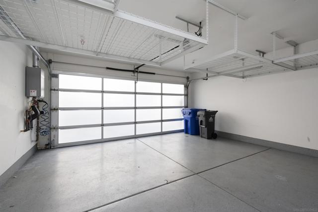 Image 39 of 74 For 7907 Modern Oasis Drive