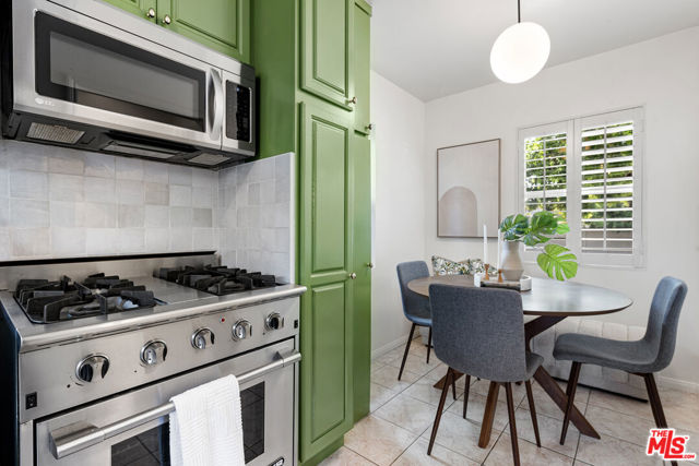 1205 Appleton Way, Venice CA: https://media.crmls.org/mediaz/d4b9e55d-1fa6-4d30-bdd0-dda6a91da17f.jpg