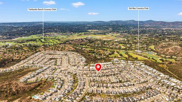 5347 Morning Sage Way, San Diego CA: https://media.crmls.org/mediaz/d4b9ec87-0118-4c13-bb4d-b0c5a959039a.jpg