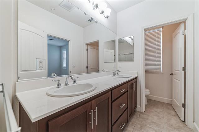 276 Currlin Circle, Milpitas CA: https://media.crmls.org/mediaz/d4ba8bb1-9cbb-4538-a654-6e83a3413ac5.jpg