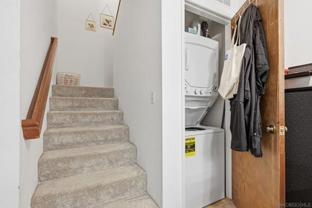 Image 14 of 45 For 1460 Hornblend