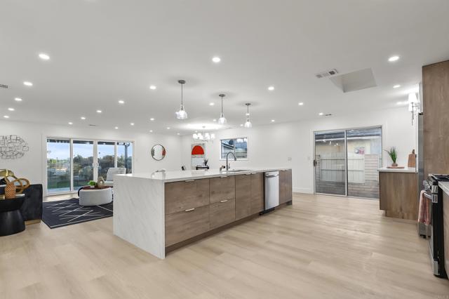 Image 3 of 63 For 4143 Cole Way