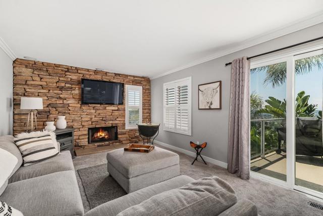 1712 Horizon Heights Cir, El Cajon CA: https://media.crmls.org/mediaz/d4bce6a3-5e05-47fe-b962-3be6d1b291a4.jpg