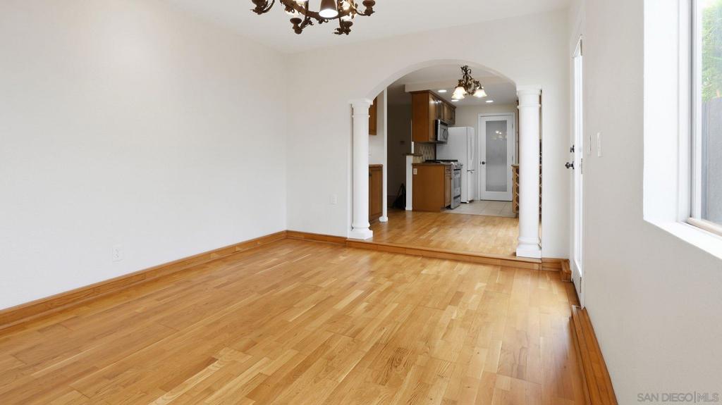 4620 North Avenue - photo 8