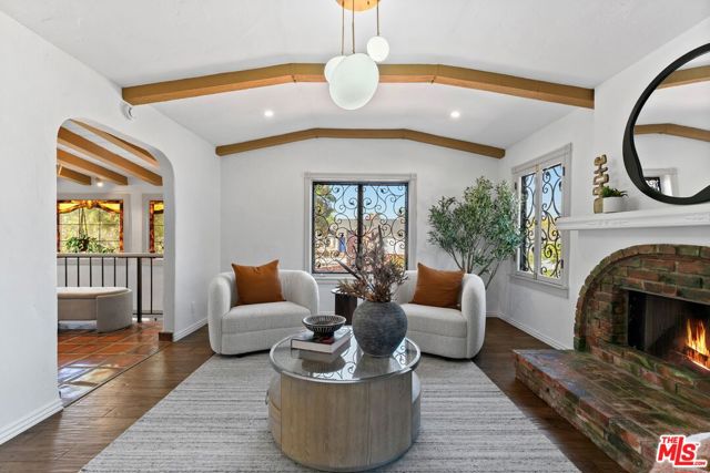 10320 Mississippi Avenue, Los Angeles CA: https://media.crmls.org/mediaz/d4bd851f-8551-4649-bf0a-07daa4f34c1b.jpg