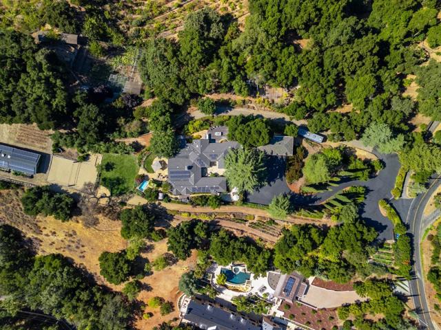 15651 Kennedy Road, Los Gatos CA: https://media.crmls.org/mediaz/d4be201c-9a40-421a-bcce-d05931e7add2.jpg