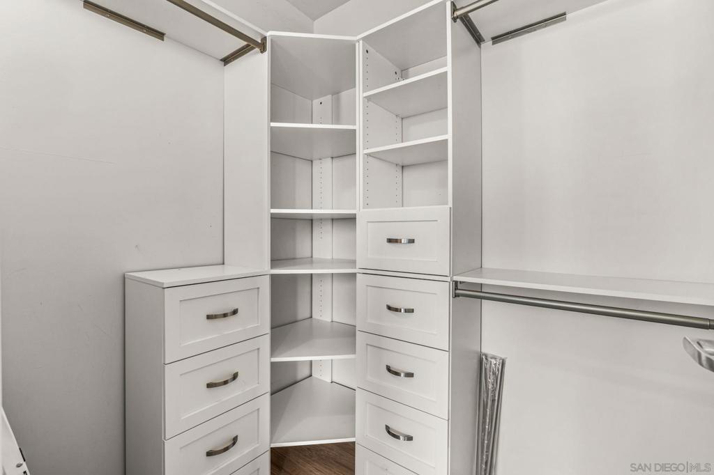 425 Beech - photo 16
