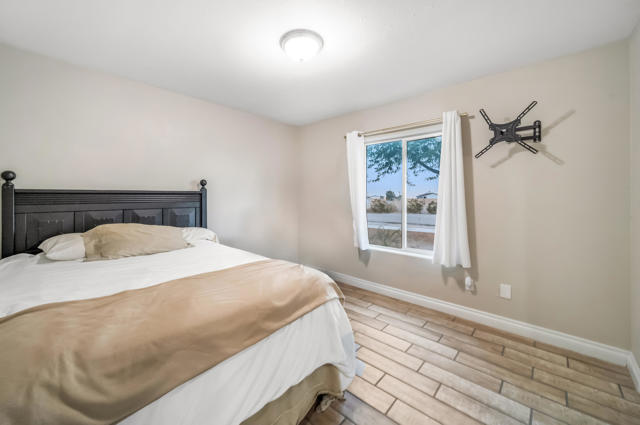 1492 N Marina Drive, Thermal CA: https://media.crmls.org/mediaz/d4beae80-651d-4750-b9c6-9268a7d9df6c.jpg