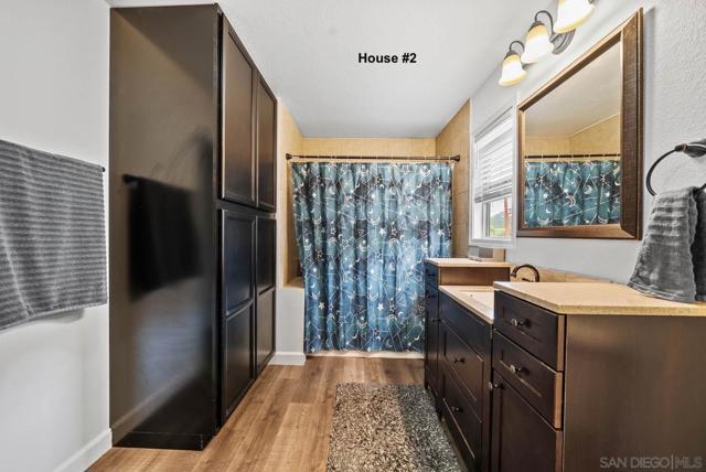 21908 Japatul Ln, Alpine CA: https://media.crmls.org/mediaz/d4bee360-ef72-4bc7-bb3f-6a5f0a6cdb90.jpg