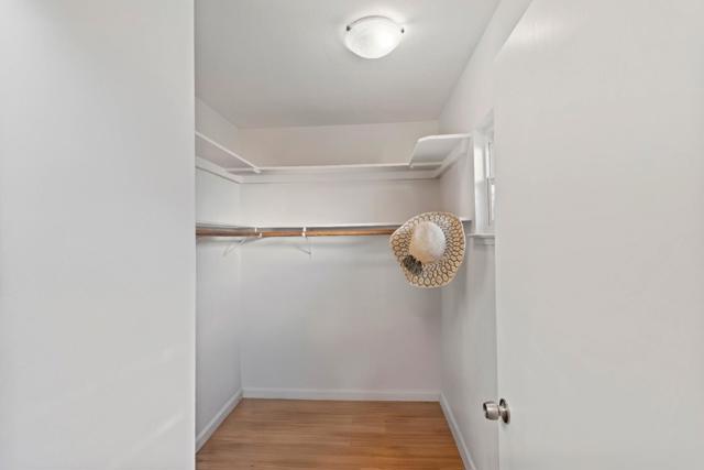 1890 Wharf Road, Capitola CA: https://media.crmls.org/mediaz/d4bf0ec8-eb26-41df-9a8b-8e227b3f81ff.jpg