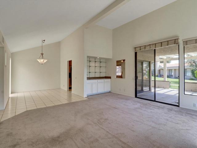 35738 Calle Montigo, Cathedral City CA: https://media.crmls.org/mediaz/d4c0198a-c45e-4114-b47a-db678052f6d0.jpg