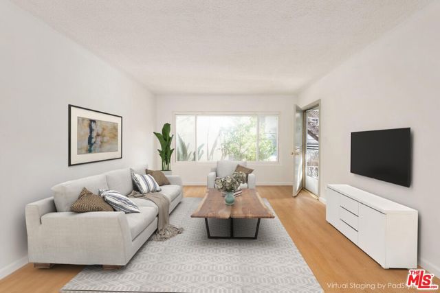 8335 W Manchester Avenue, Playa del Rey CA: https://media.crmls.org/mediaz/d4c0dd88-da75-4ad3-a795-283634ae269e.jpg