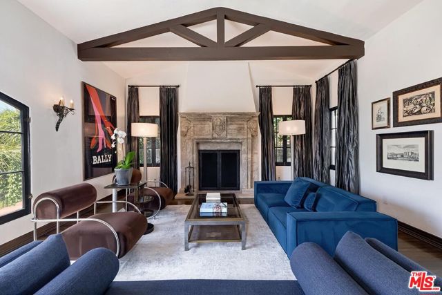 2420 Chislehurst Drive, Los Angeles CA: https://media.crmls.org/mediaz/d4c11ee0-bb7e-488b-943a-1aae0f199e9d.jpg