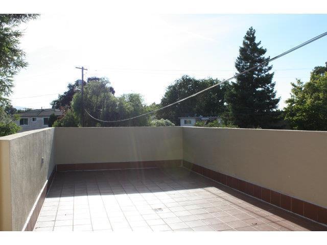 1401 Hess Road, Redwood City CA: https://media.crmls.org/mediaz/d4c1bc89-5208-4a3c-b20b-aaefad846902.jpg