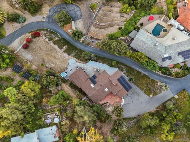 5030 Helix Ter, La Mesa CA: https://media.crmls.org/mediaz/d4c30bfe-be7b-41d1-95d6-7fc98deeb9e4.jpg