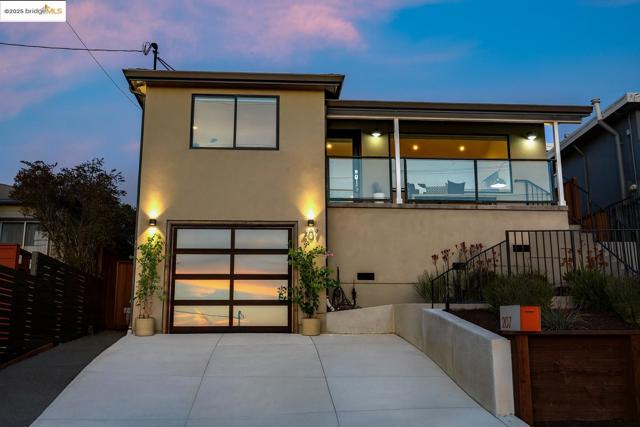 207 Cambridge Ave, Kensington CA: https://media.crmls.org/mediaz/d4c3bf9d-68ce-4980-8059-2d71a21ae285.jpg