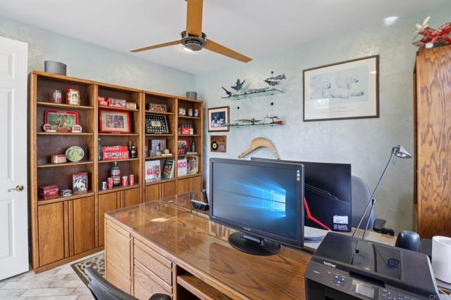 542 Lee Circle, Chula Vista CA: https://media.crmls.org/mediaz/d4c3f766-c32d-4446-a493-d3b25edddf37.jpg