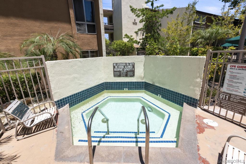 1615 Hotel Circle - photo 18