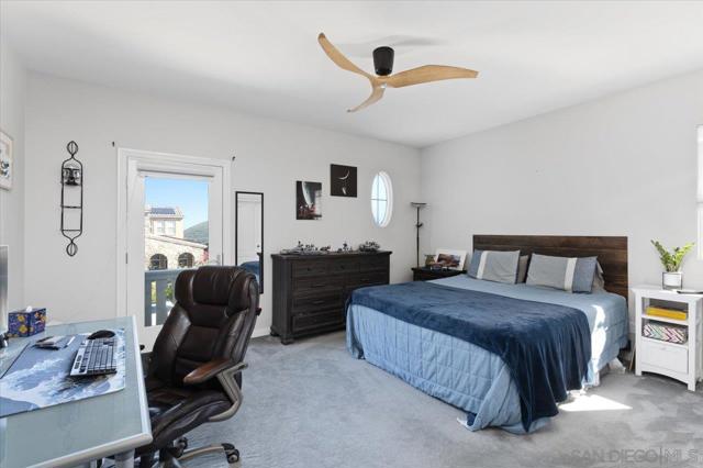 864 Orion Way, San Marcos CA: https://media.crmls.org/mediaz/d4c60b72-9eac-4ac6-bd1e-fb86b2283adf.jpg