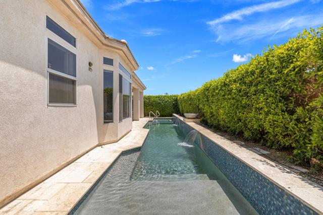 80149 Royal Birkdale Drive, Indio CA: https://media.crmls.org/mediaz/d4c68781-5bf4-4591-be6f-938a3442b37b.jpg
