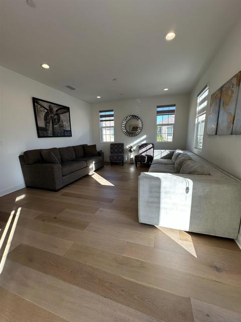 8005 Chalet Ln, Garden Grove CA: https://media.crmls.org/mediaz/d4c6ca80-7dc6-4147-acad-db4f6521756a.jpg