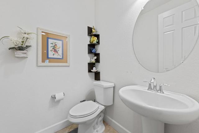 1145 Oak Brook Way, Gilroy CA: https://media.crmls.org/mediaz/d4c7b2a1-a273-4a68-8f99-134f2f221e43.jpg