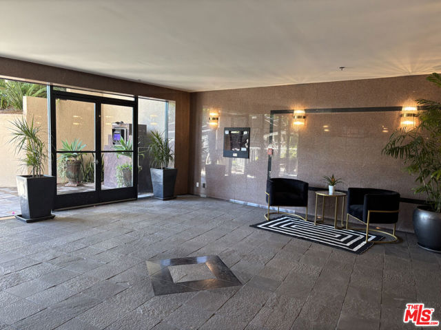 2222 N Beachwood Drive, Los Angeles CA: https://media.crmls.org/mediaz/d4c82ba5-86ae-4b5e-a580-fc4979b49b5a.jpg