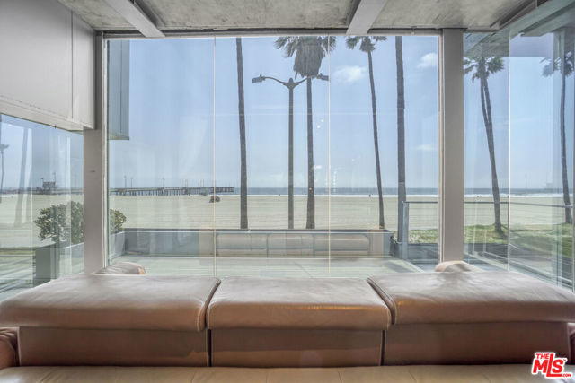 2911 Ocean Front Walk, Venice CA: https://media.crmls.org/mediaz/d4c82d78-2a8c-4d7e-b8f0-400a24297310.jpg