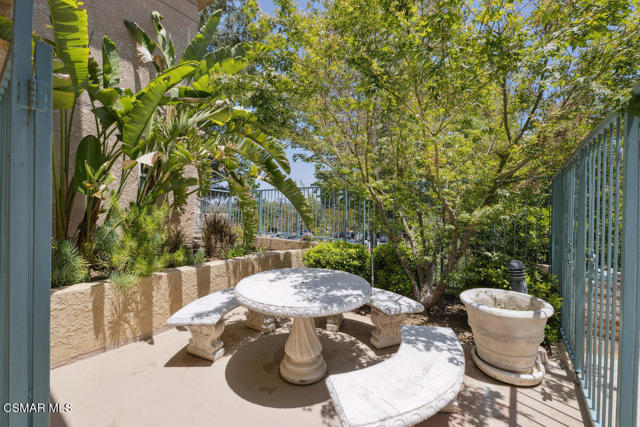 2732 Borchard Road, Newbury Park CA: https://media.crmls.org/mediaz/d4c82d7e-1428-4110-8329-aaaac94cf4fd.jpg