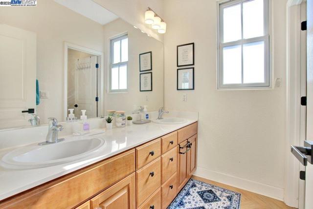 1166 Taraya Terrace, Hercules CA: https://media.crmls.org/mediaz/d4c8432f-7d62-4e49-875b-f489f261d8c0.jpg