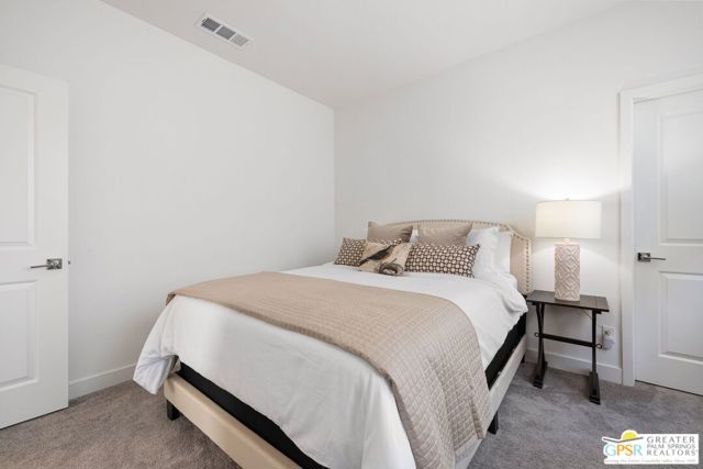 41171 Emory Lane, Palm Desert CA: https://media.crmls.org/mediaz/d4c94340-8062-4c2d-a30f-1a36c964385e.jpg