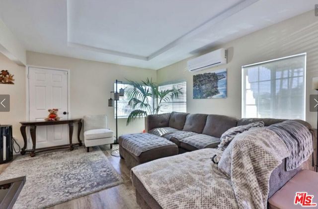 Image 18 of 47 For 3996 Teak Street