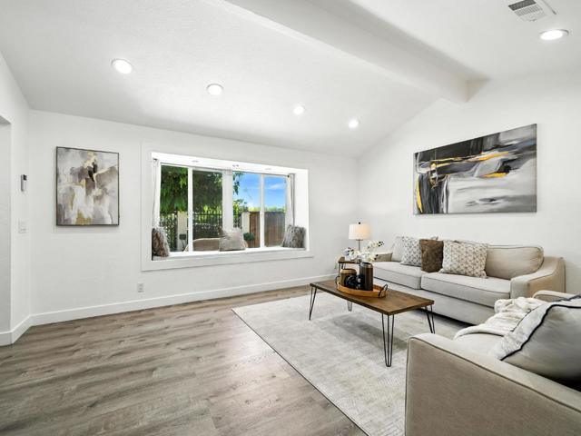1641 Rue Avati, San Jose CA: https://media.crmls.org/mediaz/d4ca21b6-8205-420f-a083-9cef1a7ed6de.jpg