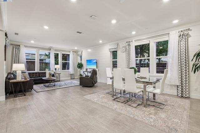 5789 Nugget Way, Dublin CA: https://media.crmls.org/mediaz/d4ca4c22-0bee-4271-95f5-7833faee297f.jpg
