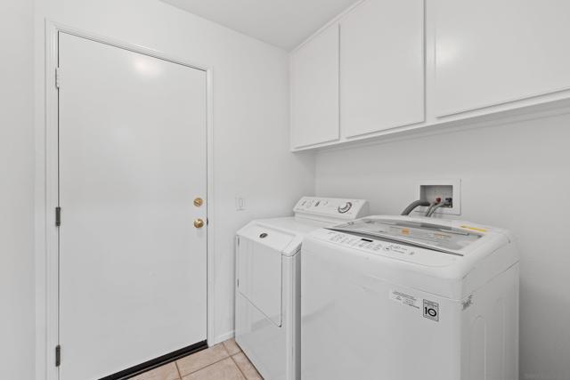 5761 Spur Ave, Oceanside CA: https://media.crmls.org/mediaz/d4ca7eaf-ce51-477b-9824-c6454a78400e.jpg