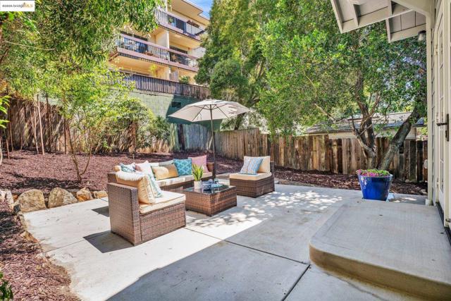 580 Chetwood St., Oakland CA: https://media.crmls.org/mediaz/d4cb0fc1-80ad-417b-8560-e131064edf81.jpg