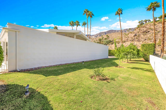 2400 S Palm Canyon Drive, Palm Springs CA: https://media.crmls.org/mediaz/d4cc3ec1-d521-4807-bcb0-c78e80cb22f4.jpg