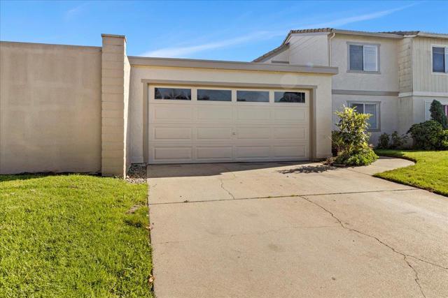 1634 Cherokee Drive, Salinas CA: https://media.crmls.org/mediaz/d4ccaff5-7f51-4f49-90aa-3dc1ef96cc76.jpg