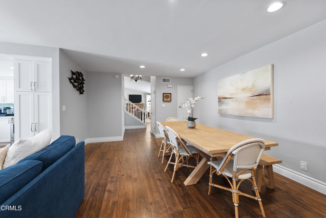 Detail Gallery Image 13 of 34 For 1525 Lyndhurst Ave, Camarillo,  CA 93010 - 4 Beds | 2/1 Baths